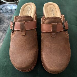 Clarks Tan Suede Slip-On Clogs